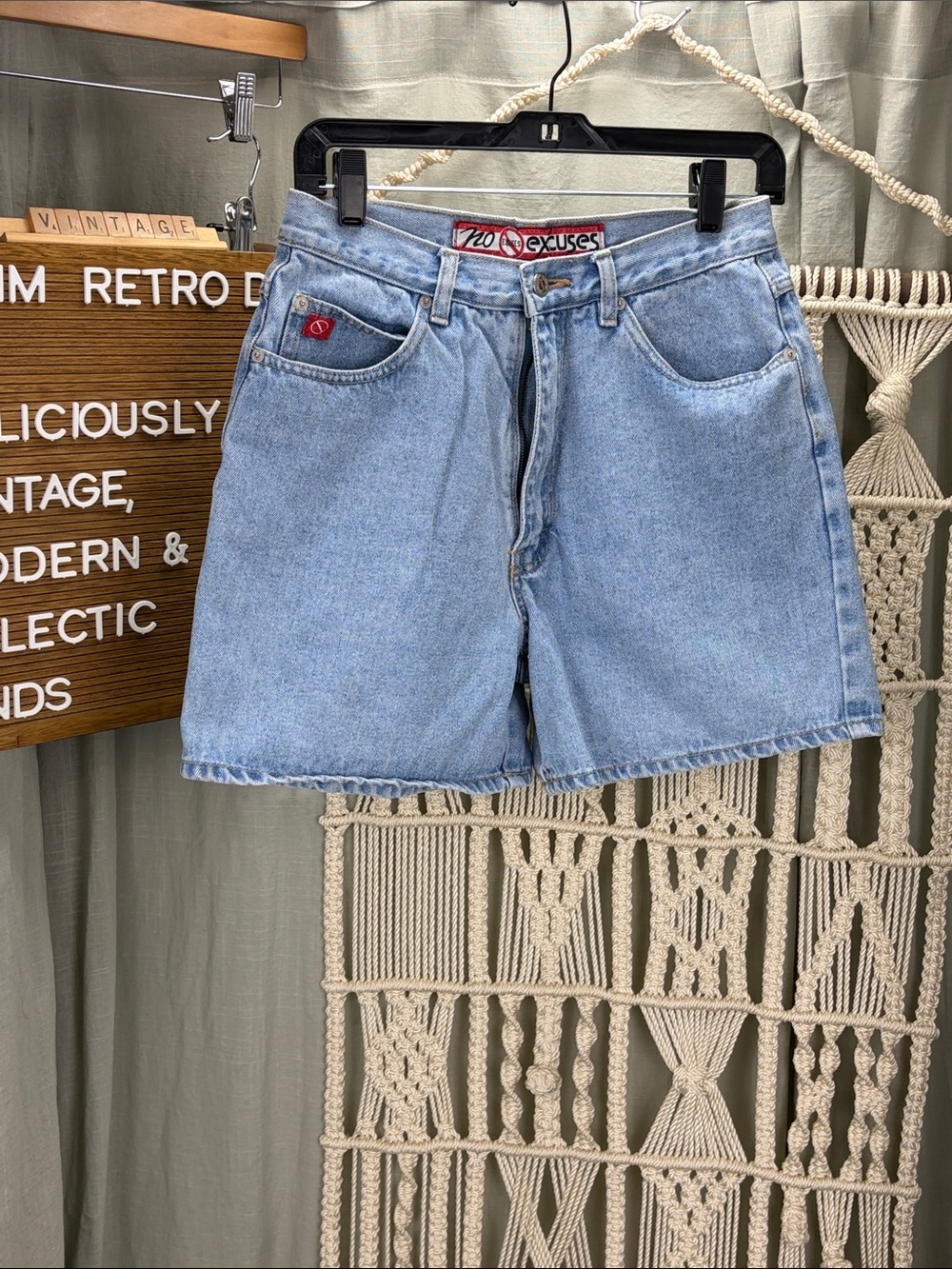 Vintage 90s No Excuses Light Wash Denim Shorts | 11/12